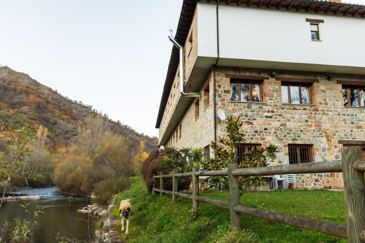 Hostal Restaurante Ventasierra Valdoré エクステリア 写真
