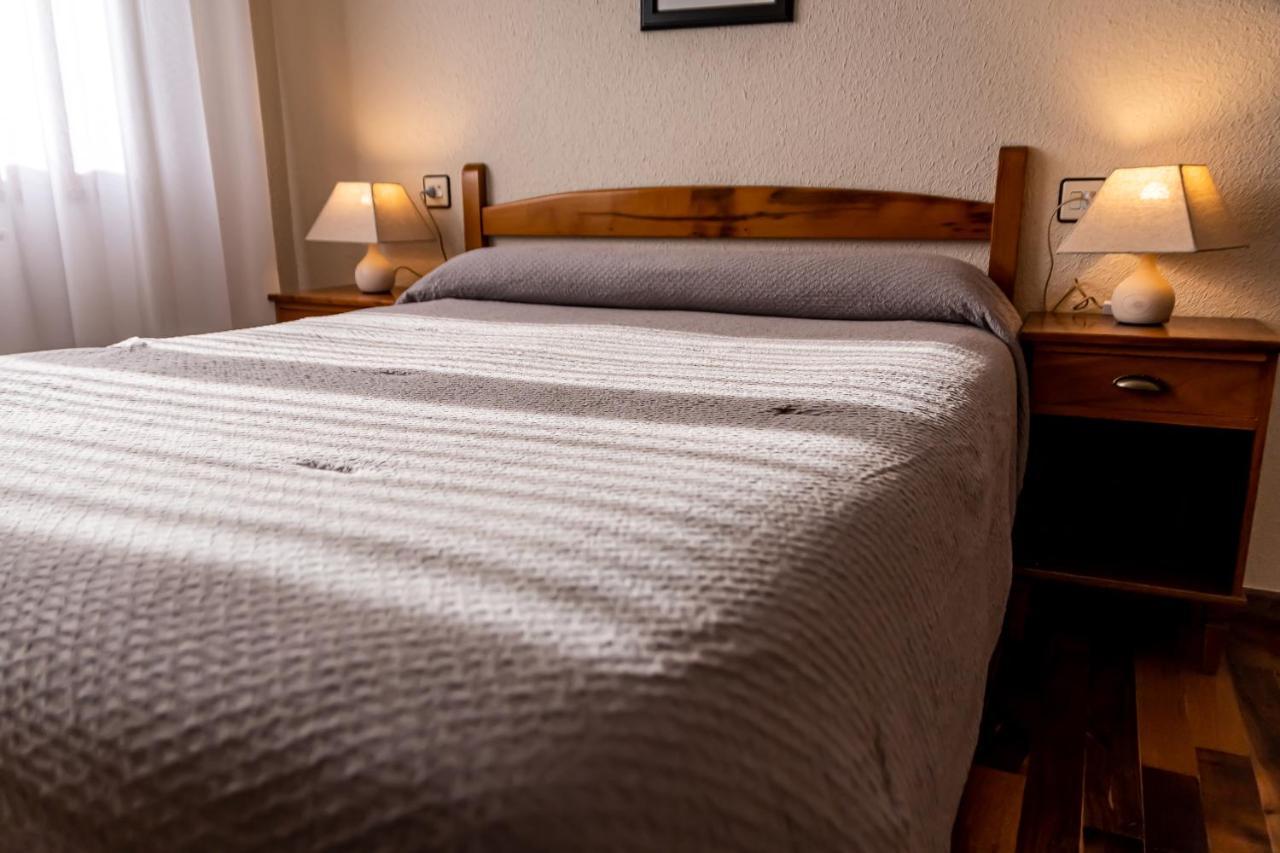Hostal Restaurante Ventasierra Valdoré エクステリア 写真